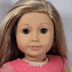 18 American Girl Doll 2014 GOTY Isabelle Palmer with Meet Outfit Set, Blond Hair