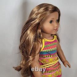 18 American Girl Doll 2016 GOTY Lea Clark with Meet Outfit, Hazel Eyes, Wavy Hair