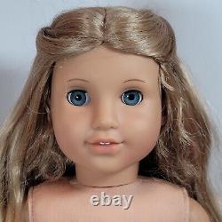 18 American Girl Doll Elizabeth Cole with Long Curly Blond Hair & Blue Eyes