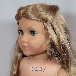 18 American Girl Doll Elizabeth Cole with Long Curly Blond Hair & Blue Eyes