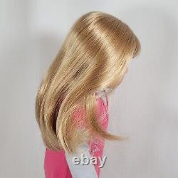18 American Girl JLY Truly Me Doll #52 Blond Hair, Bangs, Green Eyes, Display