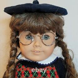 1991 Pleasant Company American Girl Doll Molly with Dreamer-Like Eyes, Meet Outfit