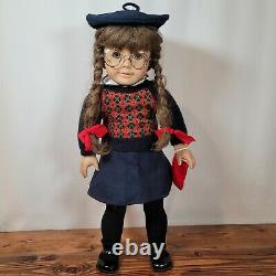 1991 Pleasant Company American Girl Doll Molly with Dreamer-Like Eyes, Meet Outfit