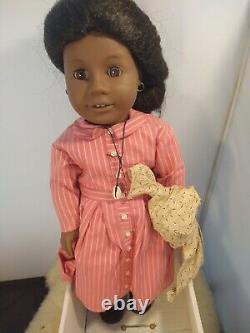 AMERICAN GIRL DOLL ADDY DATING TO INTRO IN 90'S With ORG. OUTFIT & ACCESSORIES