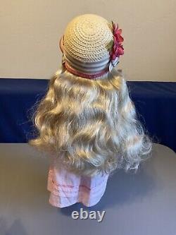 AMERICAN GIRL DOLL BLONDE CAROLINE ABBOTT 2012 RETIRED With ORIGINAL BOX + BOOK