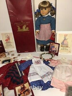 AMERICAN GIRL /PC KIRSTEN DOLL, OUTFITS & ACCESSORIES LOT Excellent