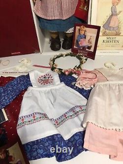 AMERICAN GIRL /PC KIRSTEN DOLL, OUTFITS & ACCESSORIES LOT Excellent