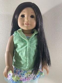 American Girl 18 Doll Retired Z Yang EUC