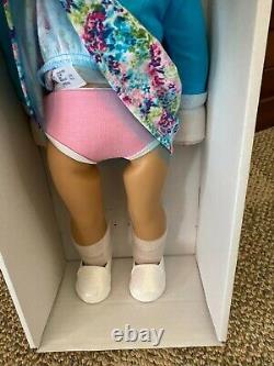 American Girl 18 Truly Me #24 Doll Lt-Med Skin Wavy Blonde Hair Brown Eyes New