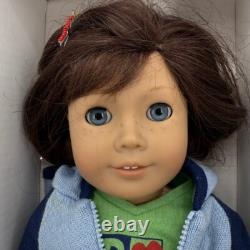 American Girl 2001 GIRL OF THE YEAR LINDSEY BERGMAN withMeet Outfit Scooter Helmet