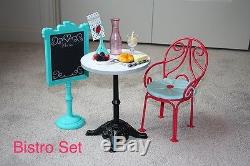 American Girl 2 sets Grace's French Bakery and Bistro Set