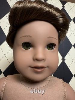 American Girl CYO Brown Hair, Hazel Eyes, Medium Skin Tone