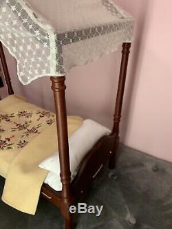 American Girl Caroline Canopy Bed And Bedding