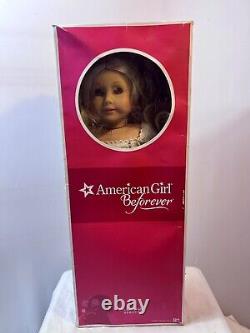 American Girl Caroline Doll in Box with Book And Accessories Outfit AC