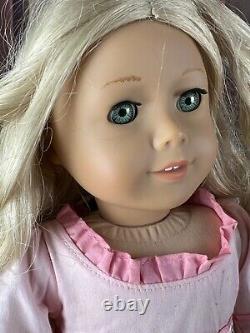 American Girl Doll Caroline Abbott in Meet Outfit Retired blue eyes