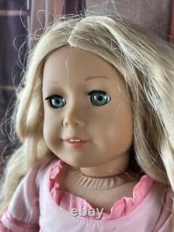 American Girl Doll Caroline Abbott in Meet Outfit Retired blue eyes