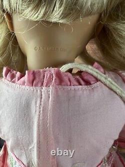 American Girl Doll Caroline Abbott in Meet Outfit Retired blue eyes