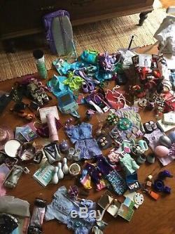 American Girl Doll Molly Lot Furniture, Accessories, Pets, clothes, IlLuma Room