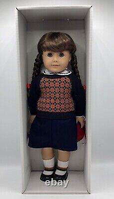 American Girl Doll Molly with Book MIB /b