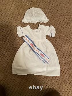 American Girl Doll (Original) Felicity Merriman Lot With 6 Outfits And Bed Set