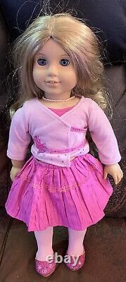 American Girl Doll RETIRED Pleasant Company Doll Dressed