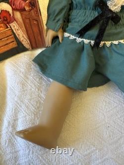 American Girl Doll RUTHIE SMITHENS Original Box & Xmas Outfit Great Hair & Limbs