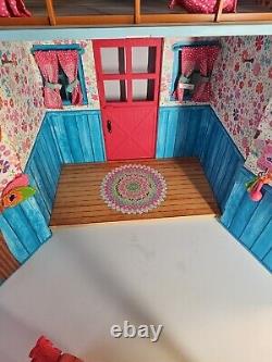 American Girl Doll WELLIEWISHERS PLAYHOUSE wellie wishers play house Retired