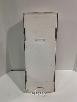American Girl Doll of Today GT-7 NEW in box Brown Hair Blue Eyes