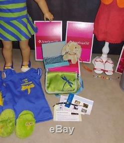 American Girl Doll of the Year 2010 Lanie LOT with Clothing & Accessories