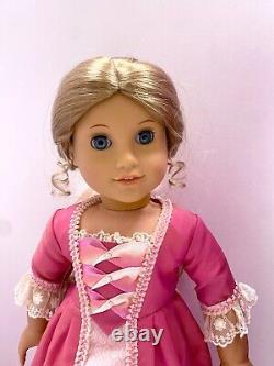 American Girl- Elizabeth. RETIRED Perfect condition. Never removed from box