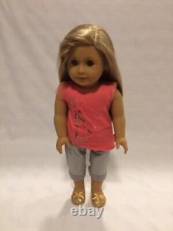 American Girl Isabelle 2014 Girl of The Year Doll with Meet Outfit Hair Extensions