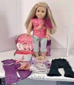American Girl Isabelle Palmer GOY 2014, Dressed in her Meet Outfit Case Hair Att