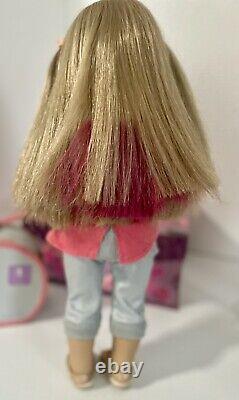 American Girl Isabelle Palmer GOY 2014, Dressed in her Meet Outfit Case Hair Att