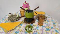 American Girl Julie's Fondue Set RETIRED Accessory EUC 1970s Style