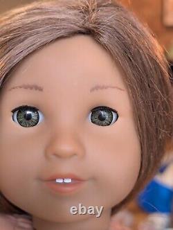 American Girl KANANI DOLL, Meet Book & Surf Board, Brown Hair Hazel Eyes