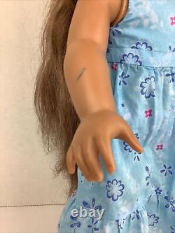 American Girl Kanani 2011 Doll Of The Year Hawaiian Dress & Paddleboard