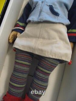 American Girl Lindsey 18 Doll with Meet Outfit, Book, and Stand