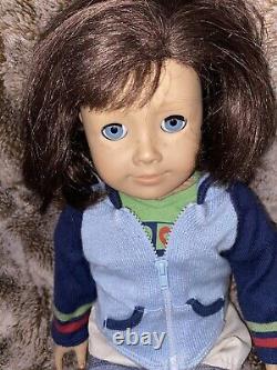 American Girl Lindsey Bergman Doll Girl of the Year Retired With Outfit Blue Eyes