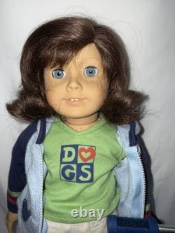 American Girl Lindsey Bergman Girl of The Year 2001 + Book + Accessories! EUC