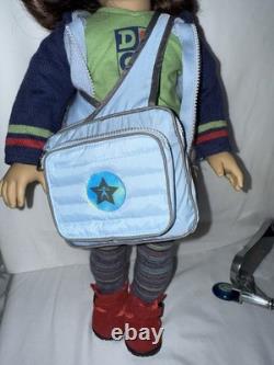 American Girl Lindsey Bergman Girl of The Year 2001 + Book + Accessories! EUC