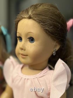 American Girl Lot of 4 Dolls Mary Ellen, Isabelle, McKenna, Truly me #23 Retired