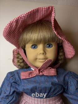 American Girl Pleasant Company 1997 Kirsten Larson Doll, Bed, Pajamas, Books EUC