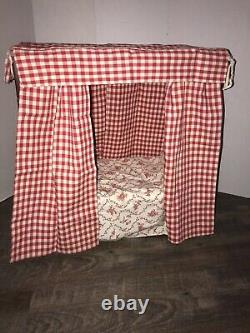 American Girl Pleasant Company Felicity Canopy Bed And Bedding retired