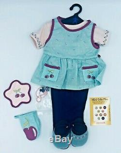 American Girl Samantha Doll Pleasant Company with 8 Complete Outfits & Accessories