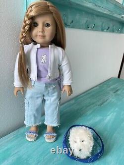 American Girl of the Year 2008 Doll Mia with Outfits & Accessories (Retired)