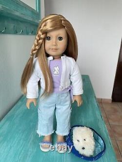 American Girl of the Year 2008 Doll Mia with Outfits & Accessories (Retired)