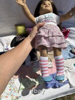 American girl Doll GRACE With Lots Of Clothes, Bracelet Shoes Ect Rare