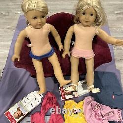 American girl doll Lot of Dolls clothes and accessories
