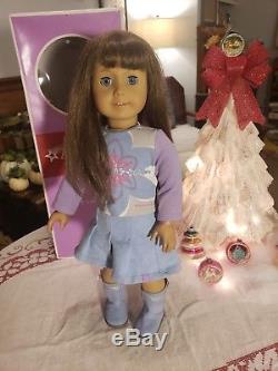 American girl doll lot used-6 retired dolls, 4 withboxes, clothes and accessories