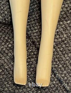 Ash Blonde American Girl Bendable Leg Barbie